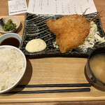 酒場シナトラ - アジフライ定食