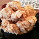 でか盛り唐揚げ丼　大盛　アップ☆