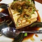満腹亭 - 380円のボリューミーなピータン豆腐！！