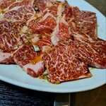 焼肉会館 - 上カルビ