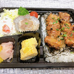 大新 - 料理写真:焼鳥弁当　税込650円