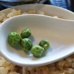 桂林餃子　満足 - 嫌いなグリーンピース