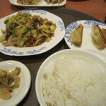 バーミヤン - 料理写真:肉野菜炒め定食