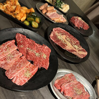 食べ飲み放題 焼肉ダイニングちからや 名駅店 - 和牛三角バラ、カイノミ