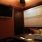 Hachi no go - ソファーの個室でカラオケもお楽しみになれます。