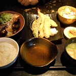 楽菜ダイニング喰堂 - 鯛のアラ炊き&天ぷらの盛り合わせ