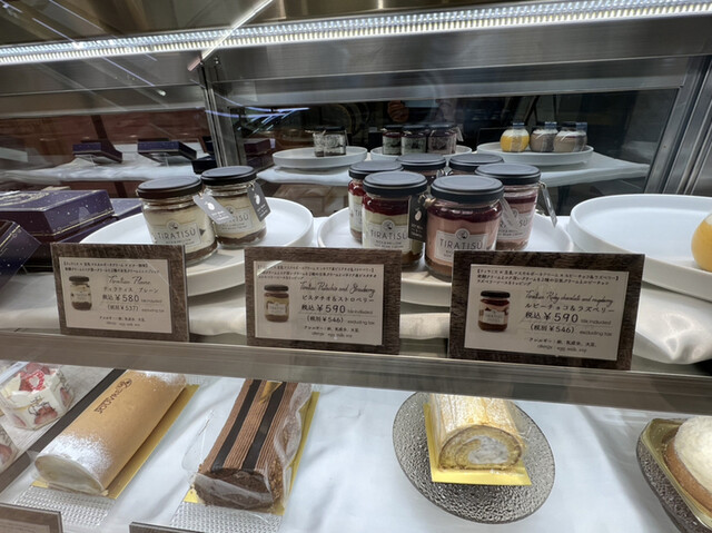 patisserie J'ouvre GINZA （パティスリー ジューブル） - 銀座