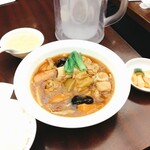 Hibiyaen - 冬瓜と阿部どりのトーチー煮込み　全景　今日は卵とコーンのスープでした　美味しかったー