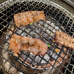 焼肉 山河 - 