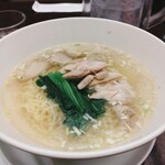 Hibiyaen - 今日のおすすめ麺メニュー　蒸し鶏の塩スープ麺　アップ