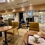 Kafedo Kurie - テーブル席