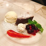 Gateau chocolate ~ served with vanilla Gelato ~