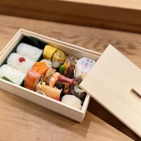 【真砂弁当】