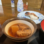 Hatsu Shima - 焼魚（赤魚）、煮魚（メカジキ）