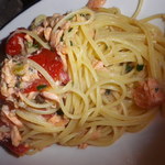 クオーレ・フォルテ - 本日のパスタ　サーモンとえーと・・・　