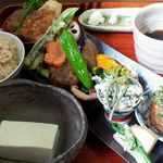 尚古 - 【2013年5月ランチ撮影】旬の野菜をたっぷり使ったワンプレート