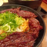 カルビ丼とスン豆腐専門店 韓丼 - 