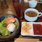 Shurasuko Bi- - サラダ　スープ