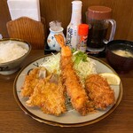 Katsugen - シーフードフライ定食
