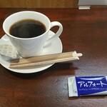 キッチン ブルー グローブ - アフターのコーヒー