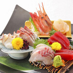 Delicious fresh fish series 3 pieces of sashimi