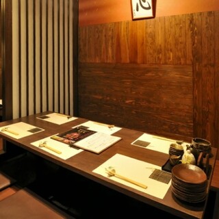 会食・プライベートでのお食事に個室も完備