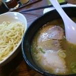 特製つけめん（900円）