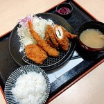 あさひ川 井泉 - 盛合せ定食A
