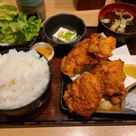 Ichigaya Tomoe - 鶏のカラアゲ定食