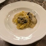 Rossi - 牡蠣のクリームソース タリアテッレ