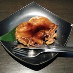 海将 - 焼鳥もも肉一枚焼き