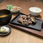 炙烤雞腿肉套餐