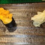 海老寿司 - ウニ