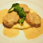 イタリア料理 フィオレンツァ - 豚ヒレ肉のビネガークリームソース