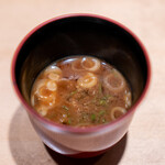 鮨 こしかわ - めかぶと葱のお味噌汁