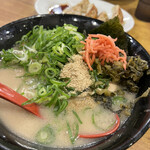 博多ラーメン　本丸亭 - 