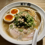 麺や佑 - 『鶏×魚×豚 味玉らーめん』990円