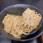 信長 - 太めの麺でボリュームもあり、良かったです。