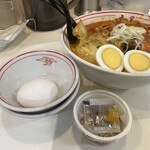 蒙古タンメン中本 - 