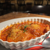 カルネジーオ イースト - 