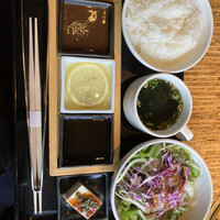 焼肉 龍園 西中洲店 - 