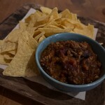 ラッグズシャック - 料理写真:チリコンカン＆チップス