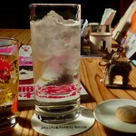 コミュニティカフェ 今井文庫 - 「梅ソーダ」氷も入ってすずやか