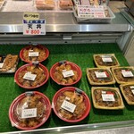 嘉平屋 - 店内一部③  弁当類