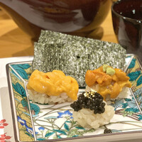 難波 鮨 栞庵 やましろ - 雲丹の食べ比べとキャビア