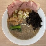 らーめん 支那虎 - 『背脂煮干し中華(太麺)』