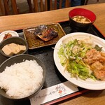 ダイニング膳 - 若鶏からあげとサバみりん干しの定食です！