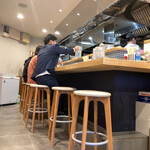 手打式超多加水麺 ののくら - 店内