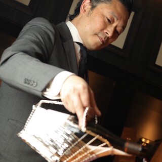 小笠原篤氏(オガサワラアツシ)-Métis六本木支配人-