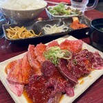 焼肉 美苑 - 選べる焼肉ランチ(大200㌘)1700㌘